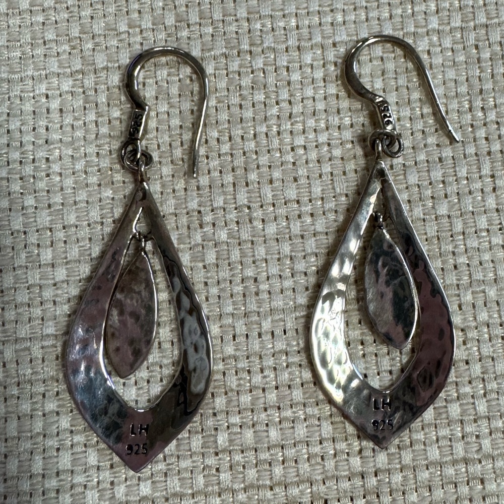 Lois Hill Teardrop Earrings, 925 silver, oxidized, filigree, granulated - Picture 4 of 9